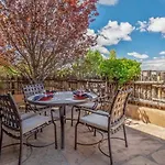 Bishop\'S Lodge Villa 38M