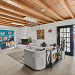 428 Alta Vista