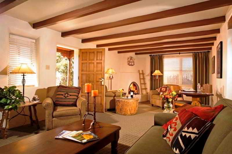 Bishop's Lodge, Collection Hotel
