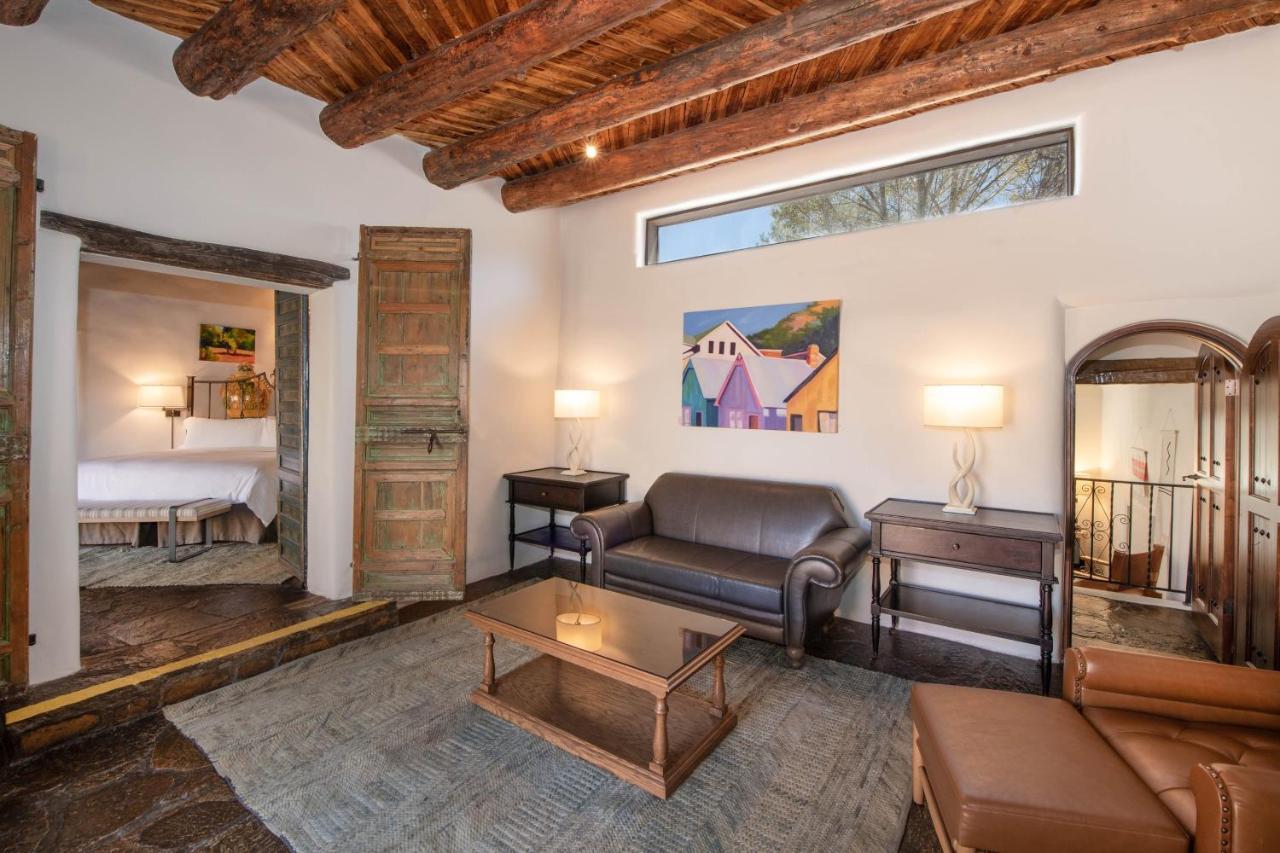 Resort La De Santa Fe, A Tribute Portfolio &