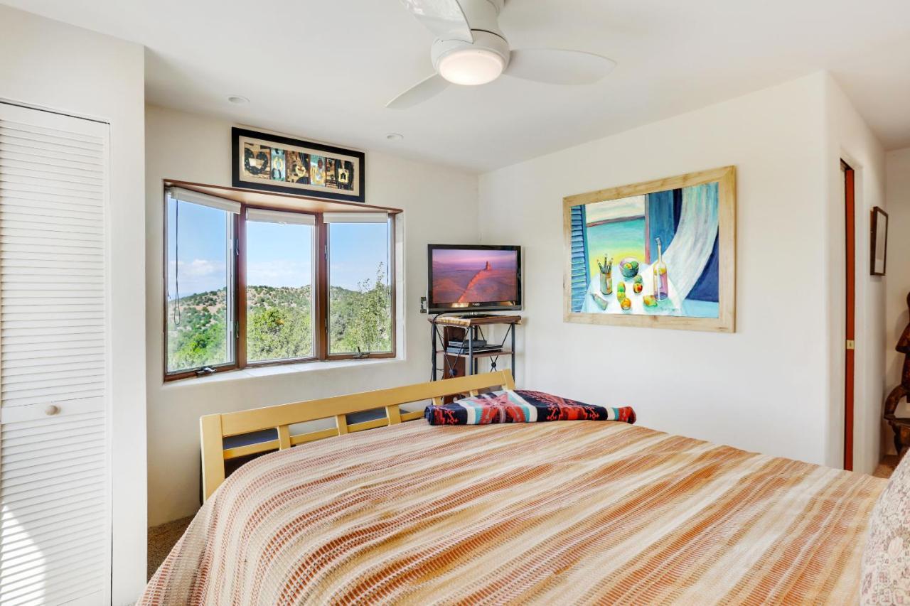 Sunlit Hills Art And Views * Santa Fe