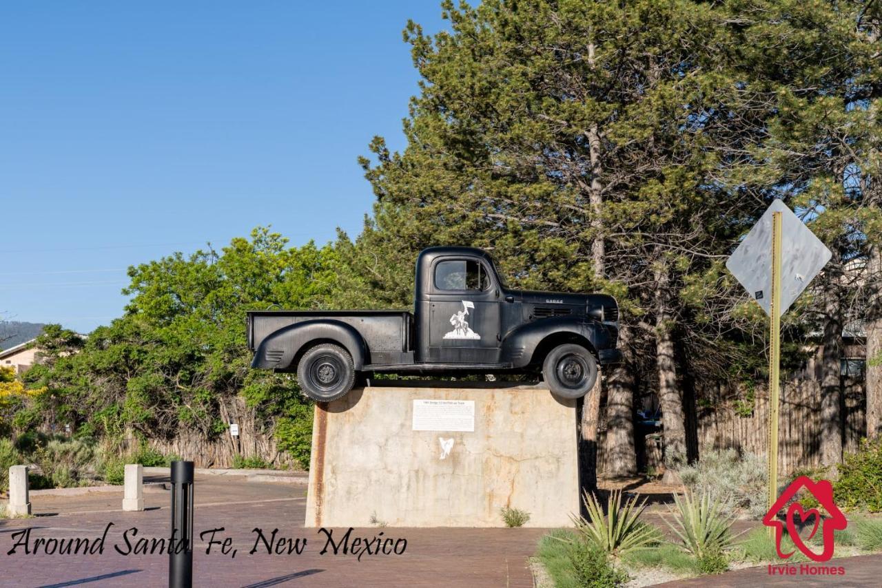 Rancho De La Luna Casita Santa Fe