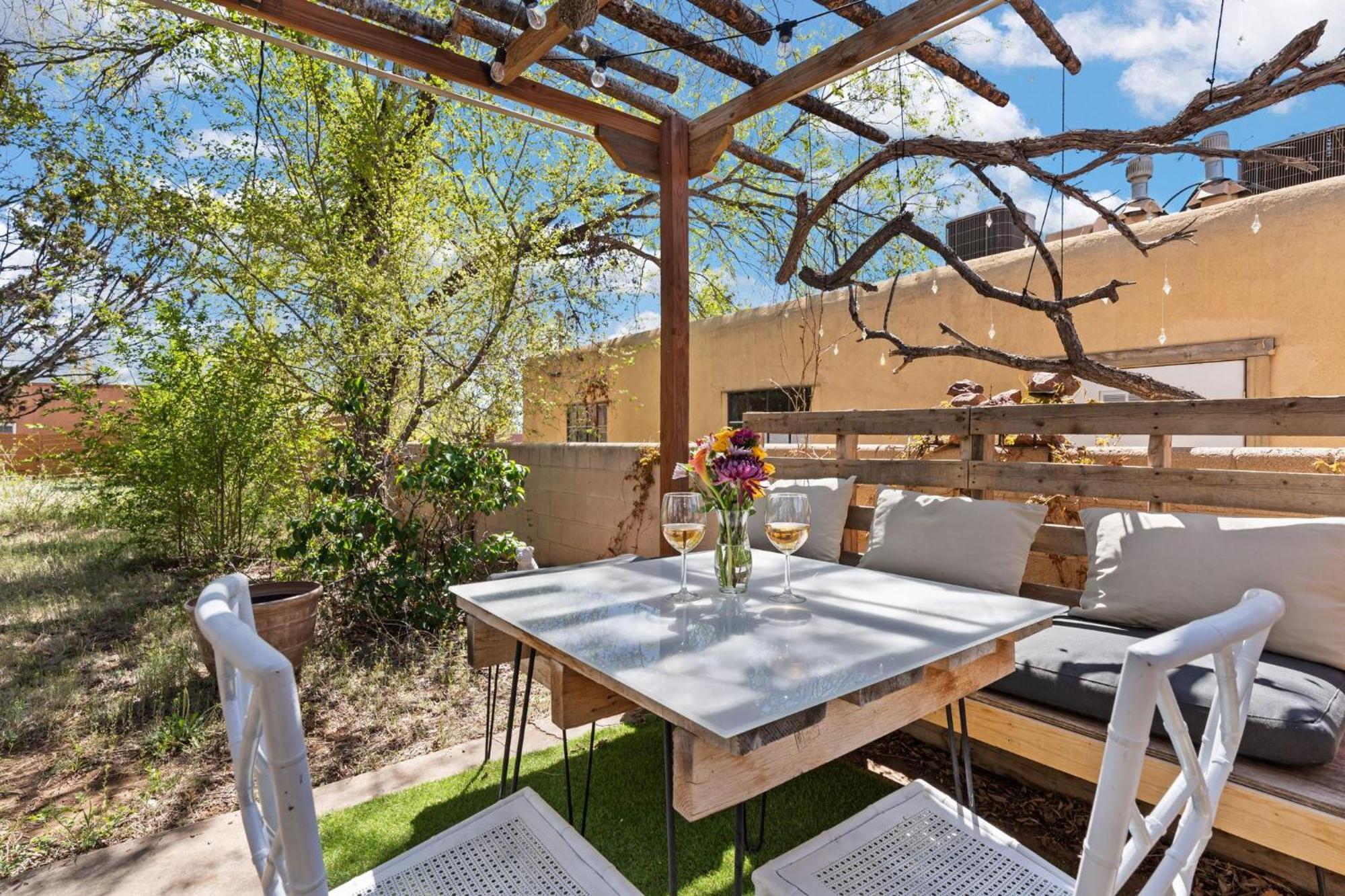 428 Alta Vista * Santa Fe