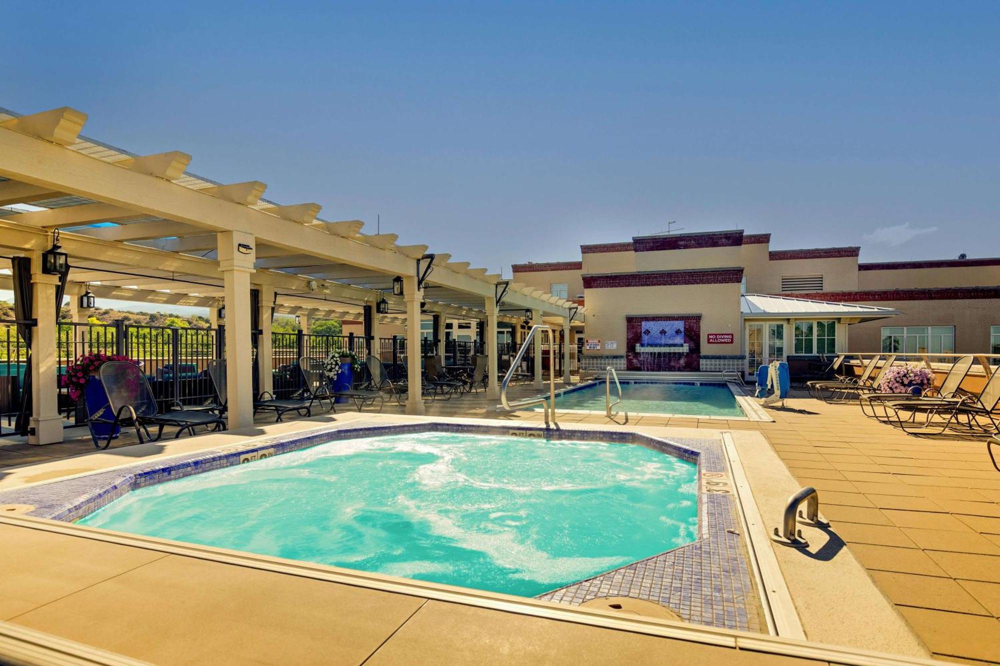 Hotel Drury Plaza In 4*