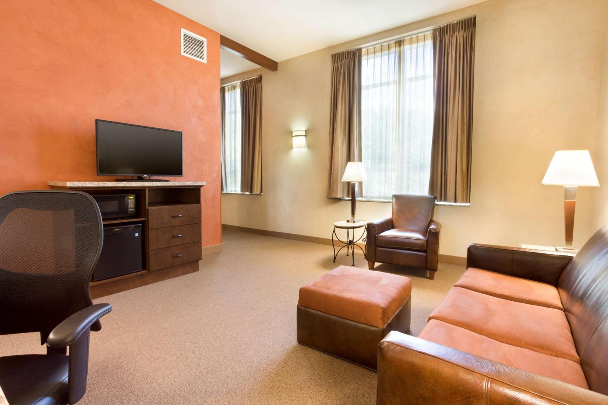 Hotel Drury Plaza In