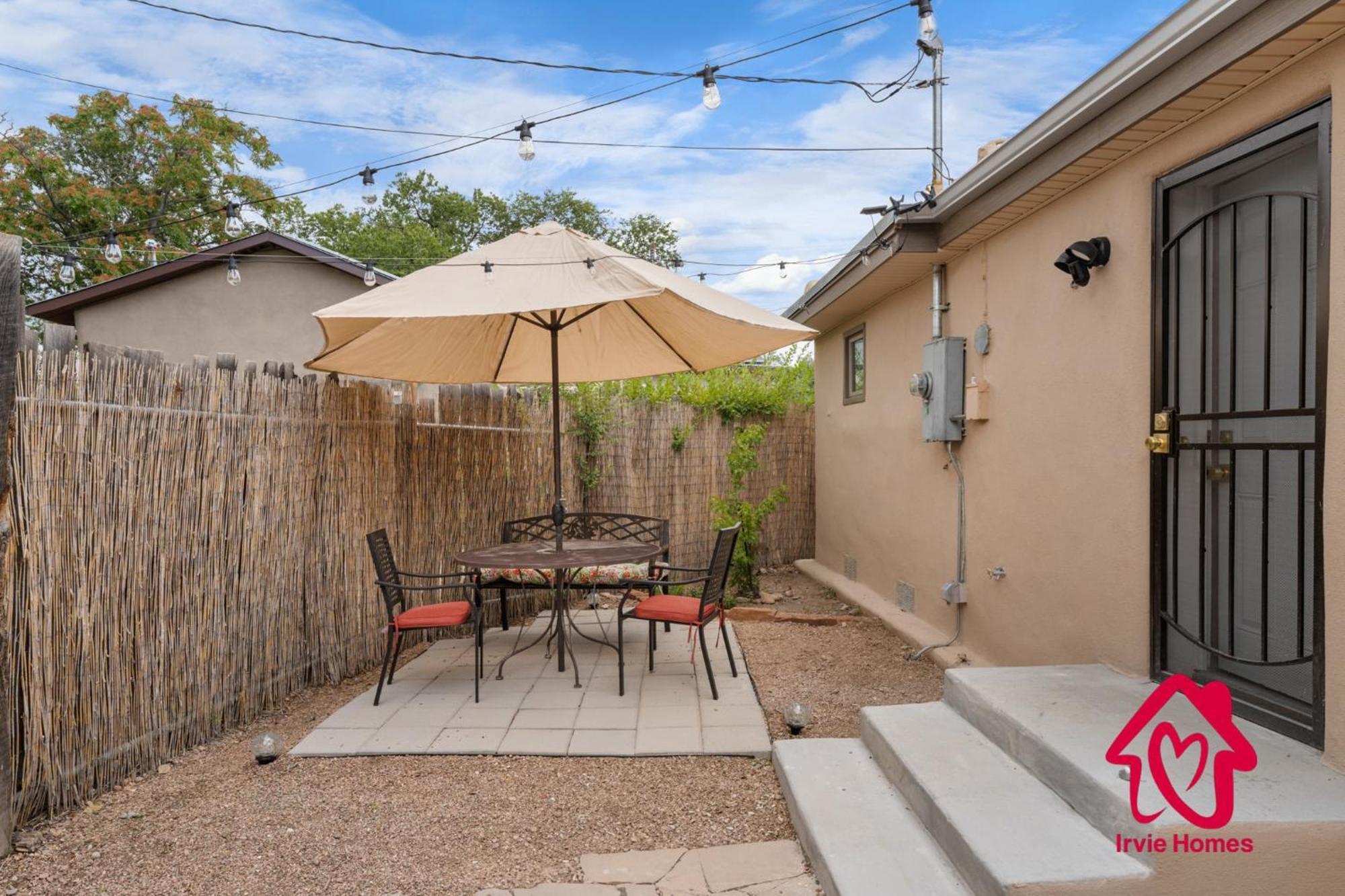 Charming Adobe Revival- An Irvie Holiday home Santa Fe