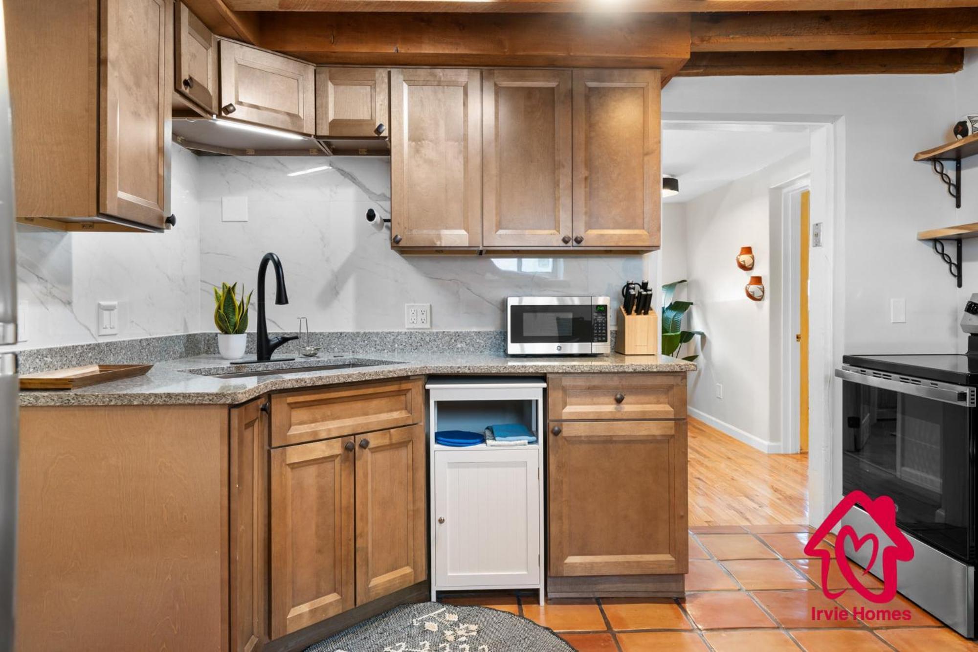 Charming Adobe Revival- An Irvie Holiday home Santa Fe