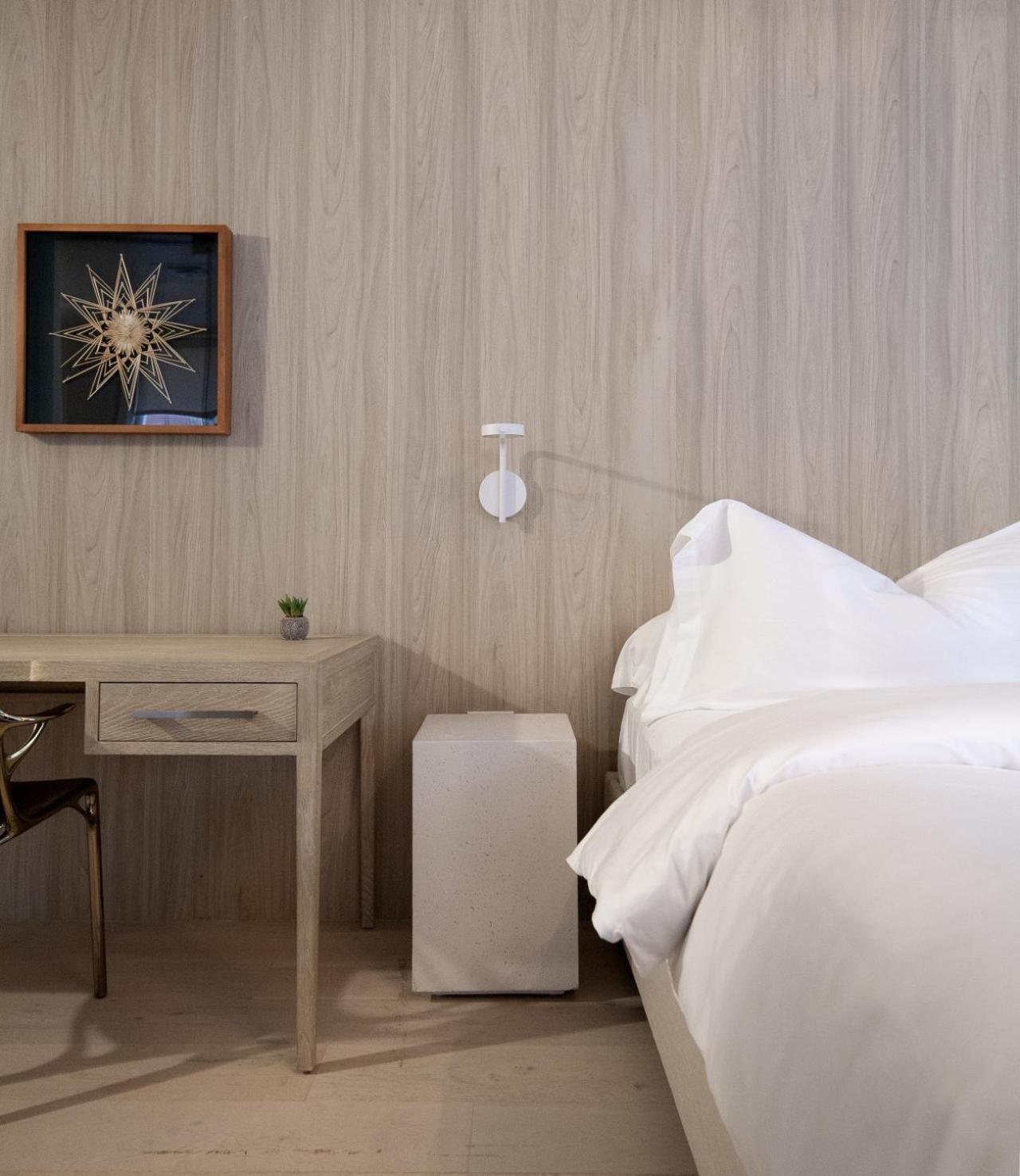 Palace Modern At The Plaza - Corner 7 *