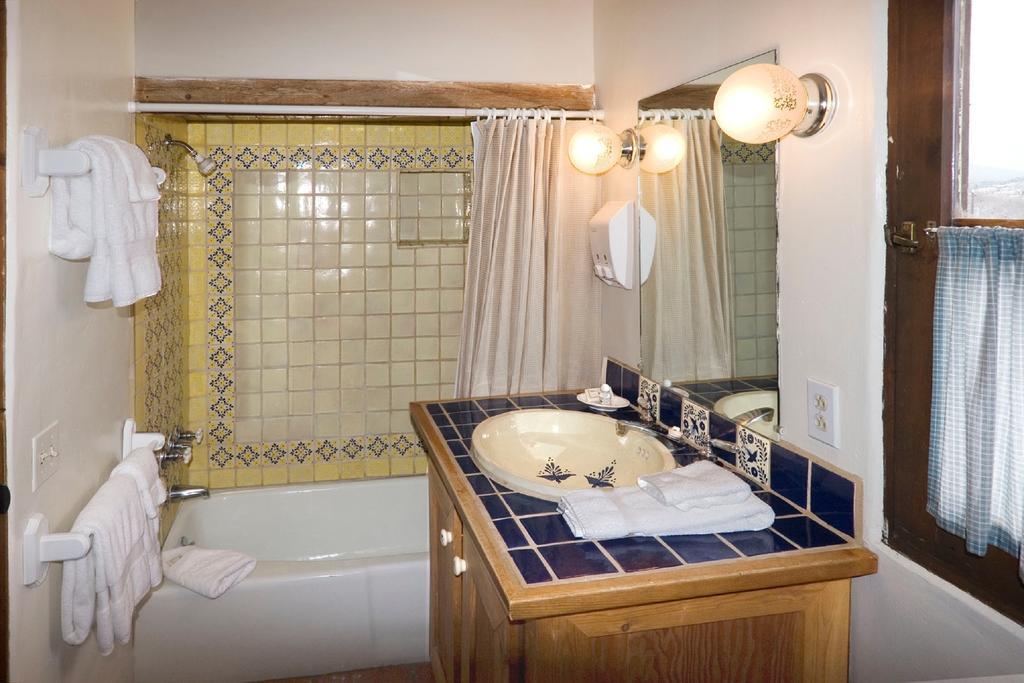 Hacienda Nicholas Bed & Breakfast Santa Fe