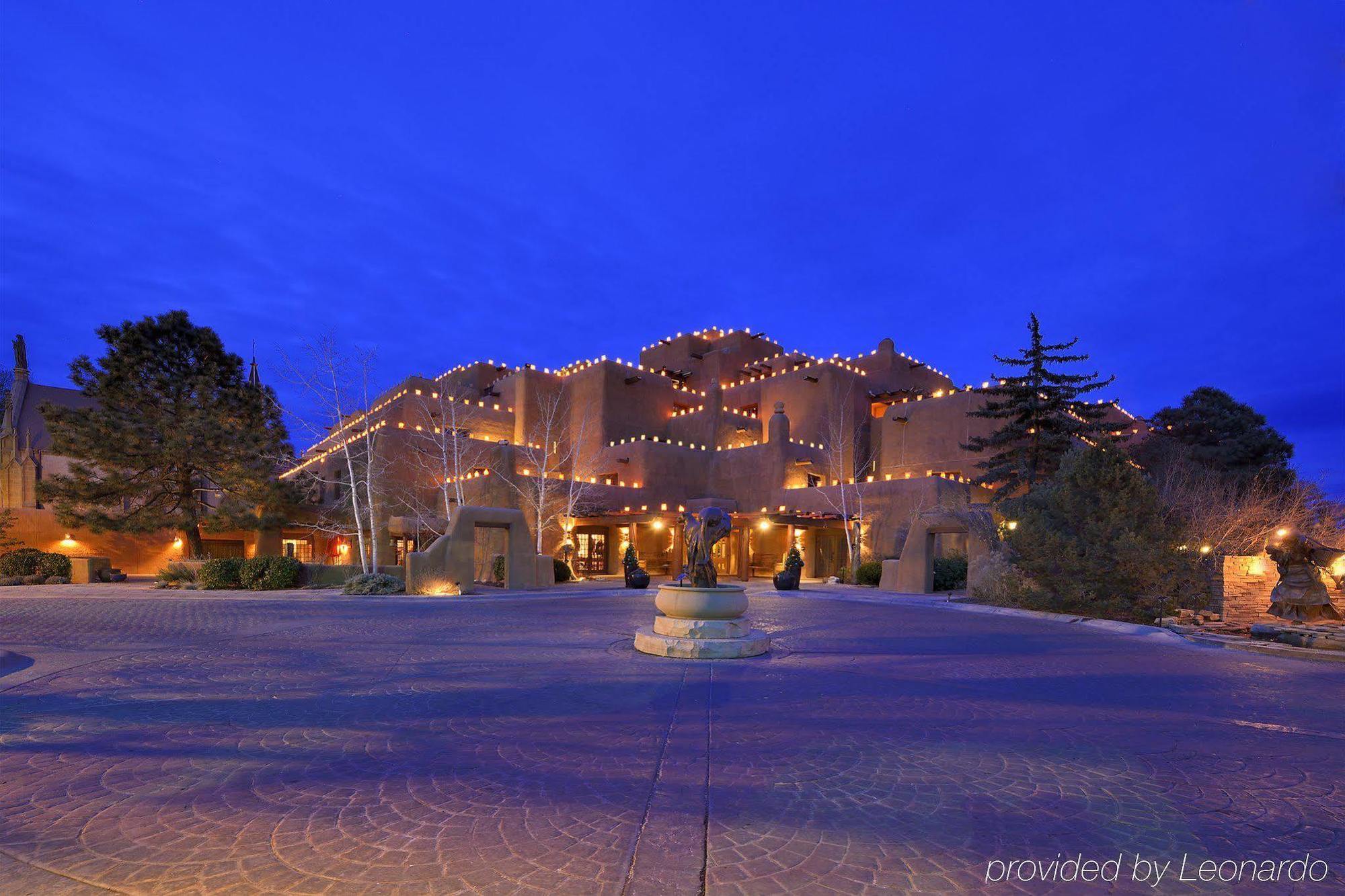 & At Loretto 4*