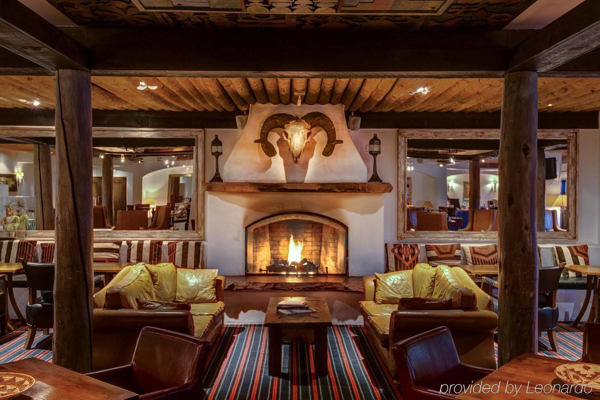 & At Loretto Hotel 4*