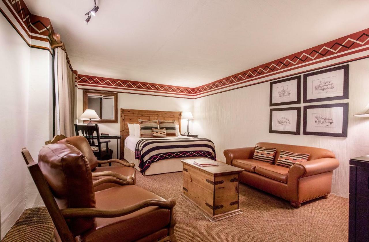 & At Loretto Hotel Santa Fe