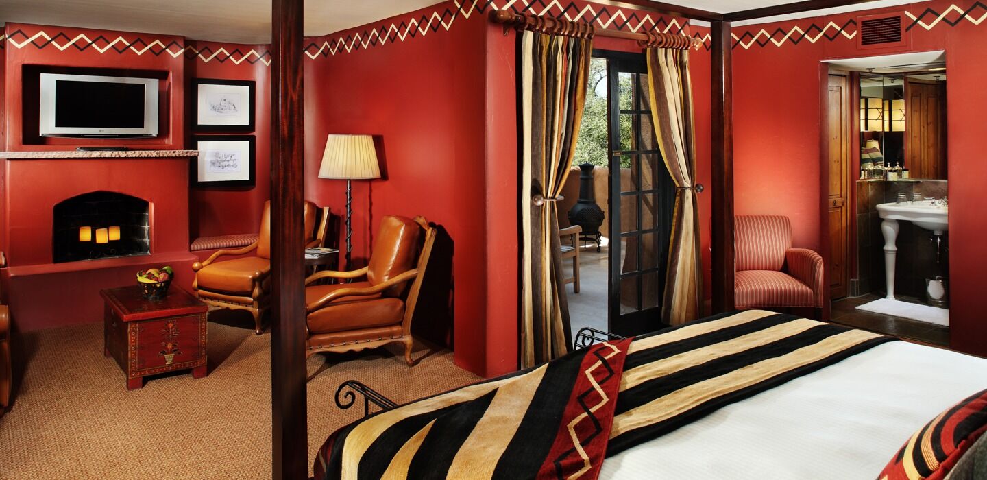 Hotel & At Loretto