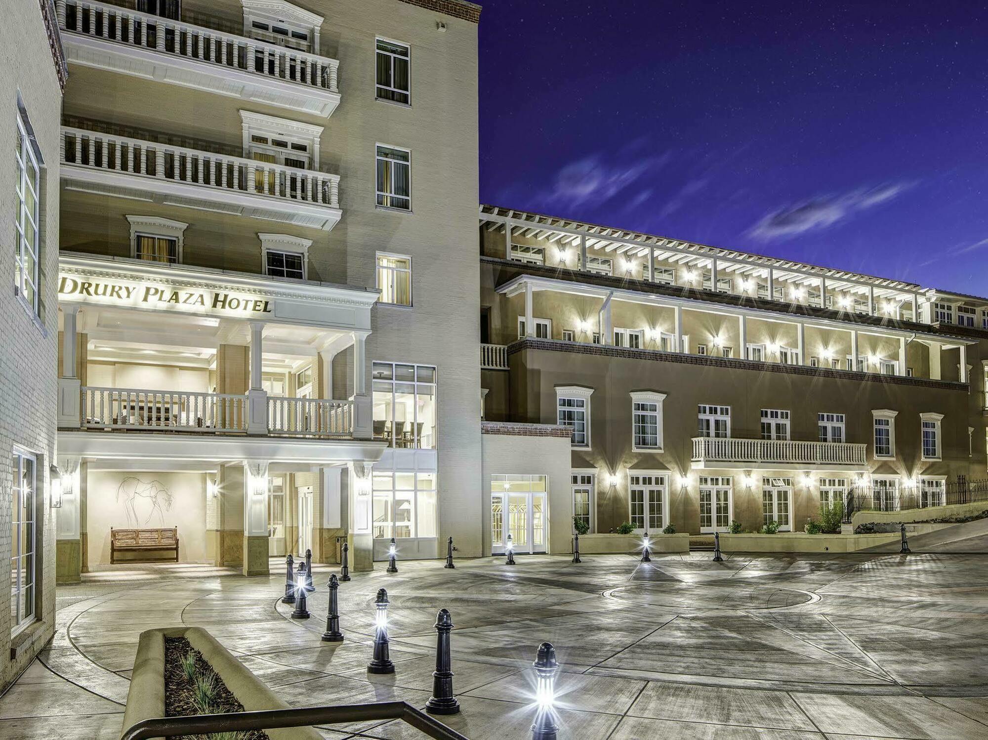 Drury Plaza In 4* Santa Fe