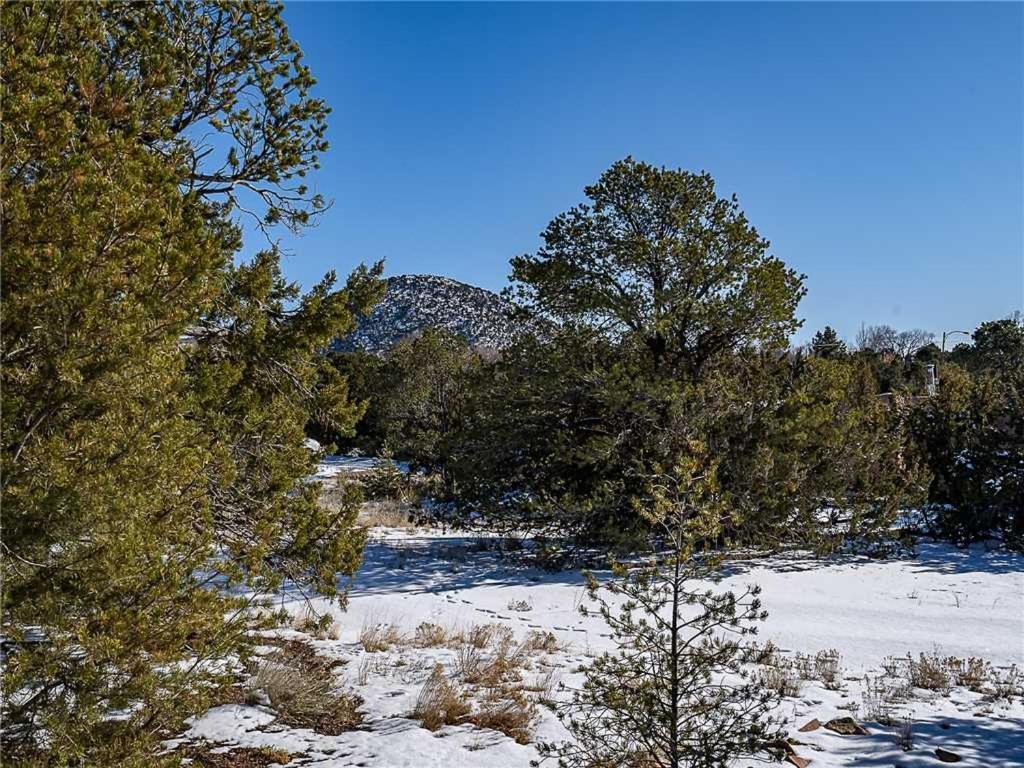 Sun Mountain View, 2 Bedrooms, Fireplace, Balcony, Sleeps 6 Holiday home Santa Fe