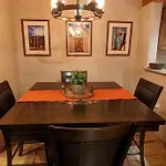 Enchanted Casita With Private Outdoor Hot Tub And Patio, Near Santa Fe Plaza, Sleeps 4 With Free Parking