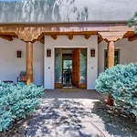 Casa Tres Hermanos