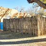 Cozy Adobe Casita 1 Mile To Santa Fe Plaza!