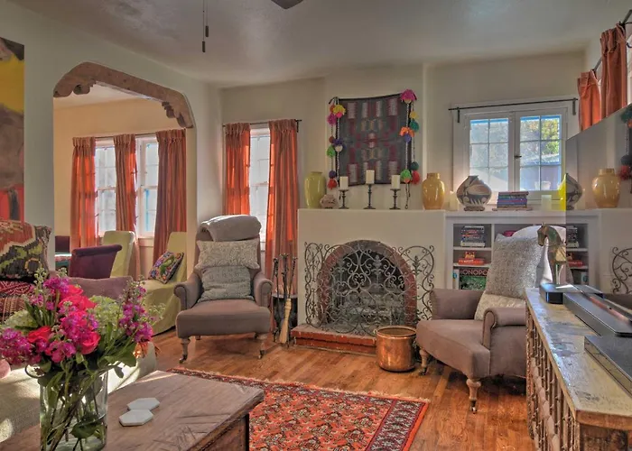 Cozy Adobe Casita 1 Mile To Santa Fe Plaza!