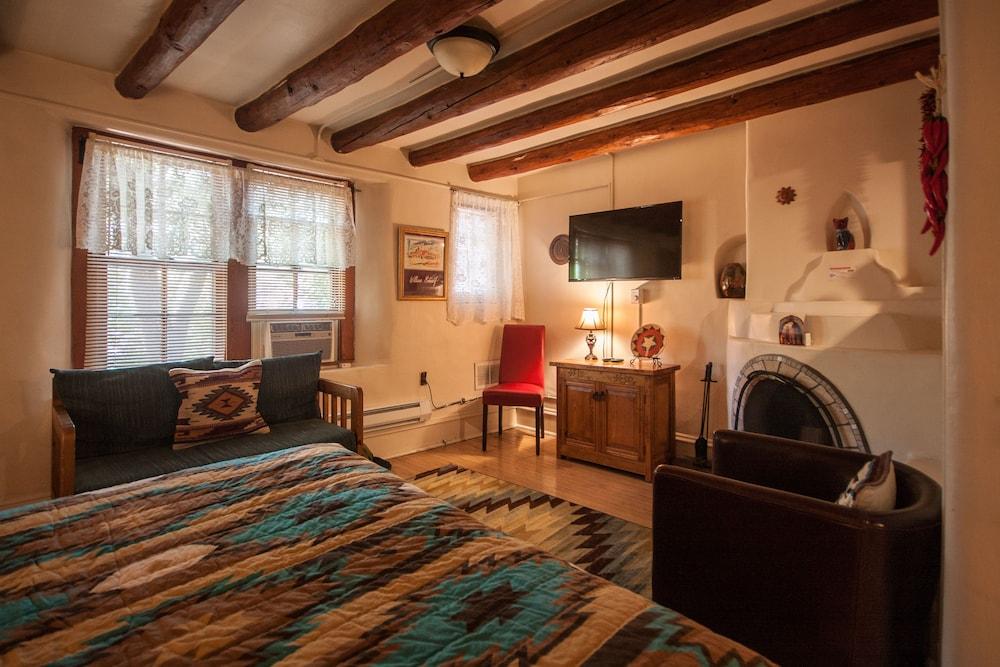 Pueblo Bonito Inn 3*