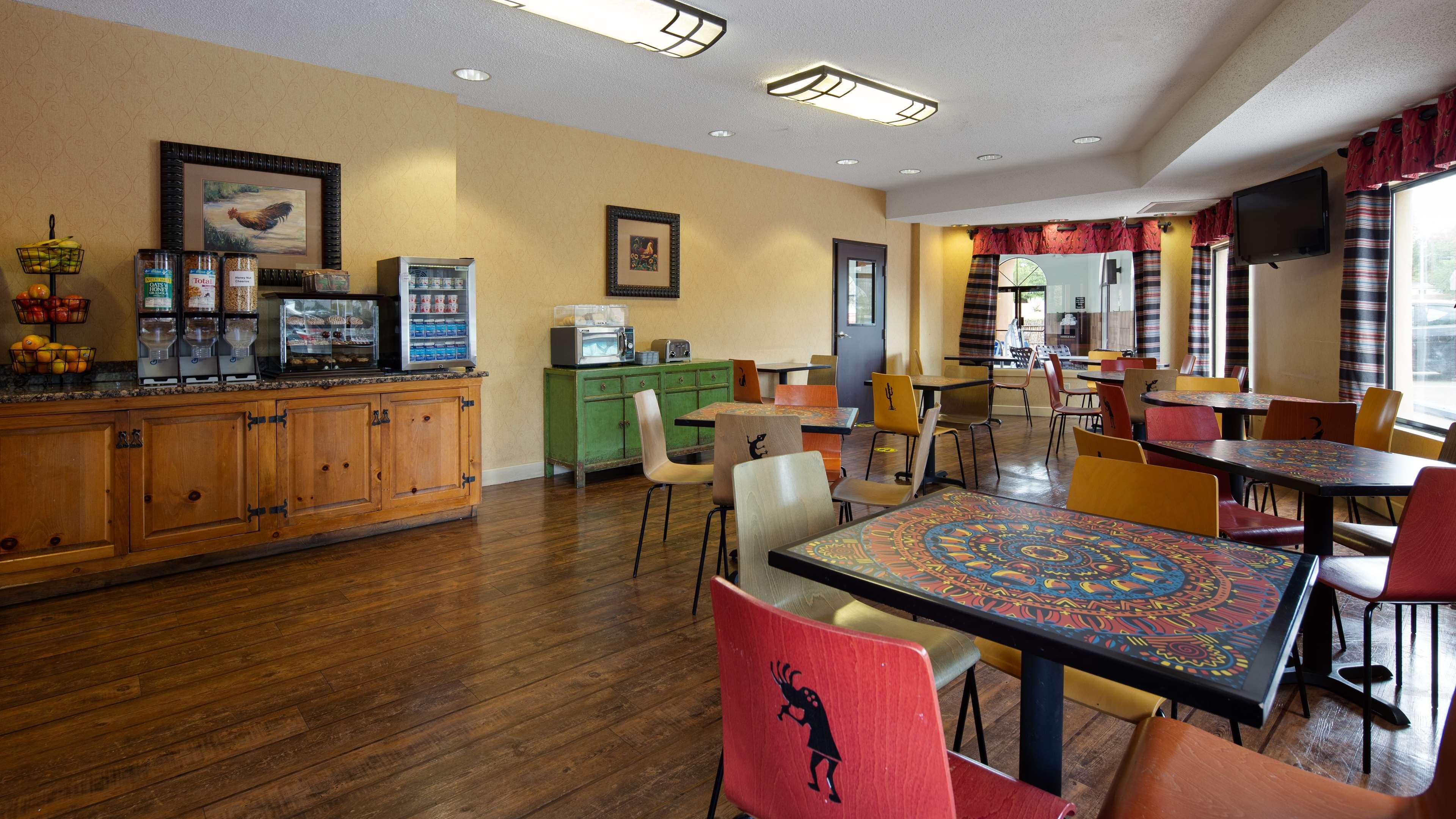 Hotel Western Of 3*