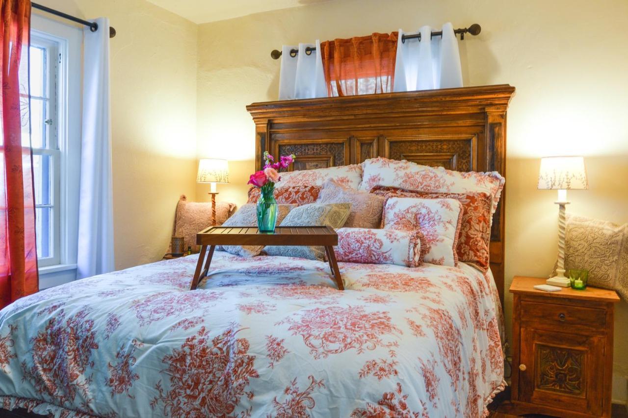 Cozy Adobe Casita 1 Mile To Plaza!