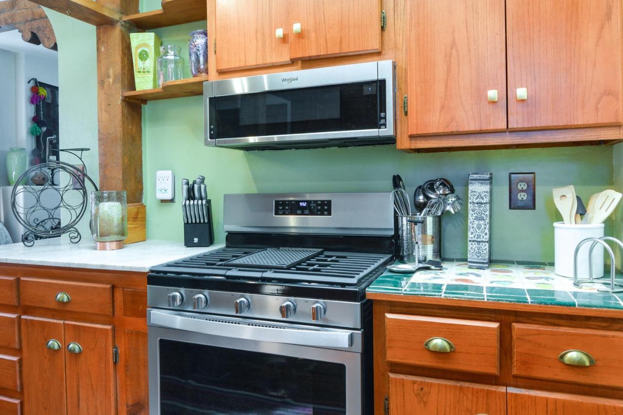 Cozy Adobe Casita 1 Mile To Plaza! *
