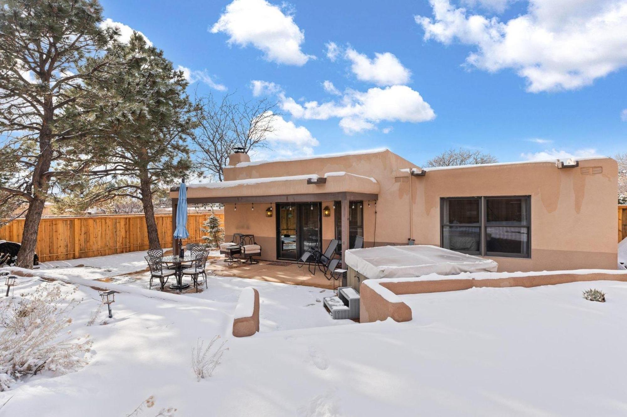 Plaza Blanca Holiday home *
