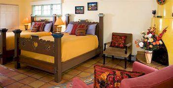 El Farolito Bed & Breakfast 3*