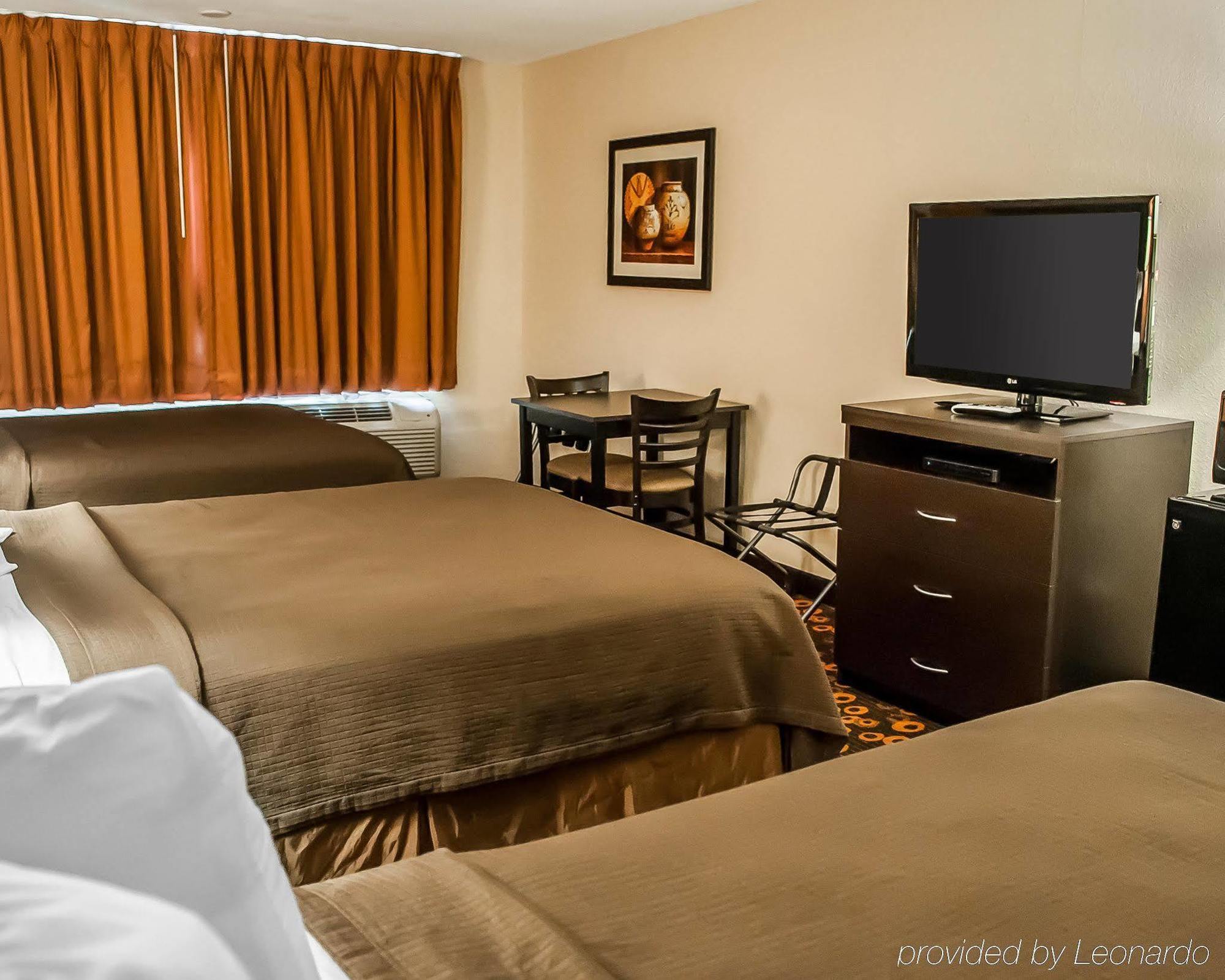 Hotel Econo & Santa Fe