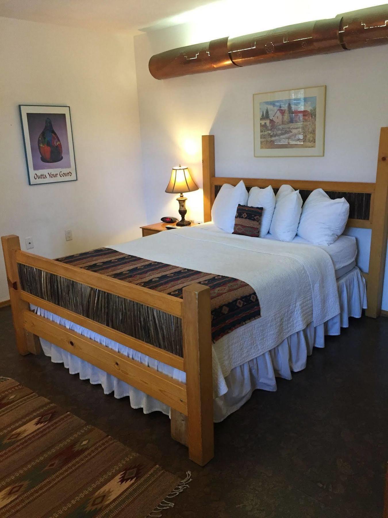 Guadalupe Inn 3*