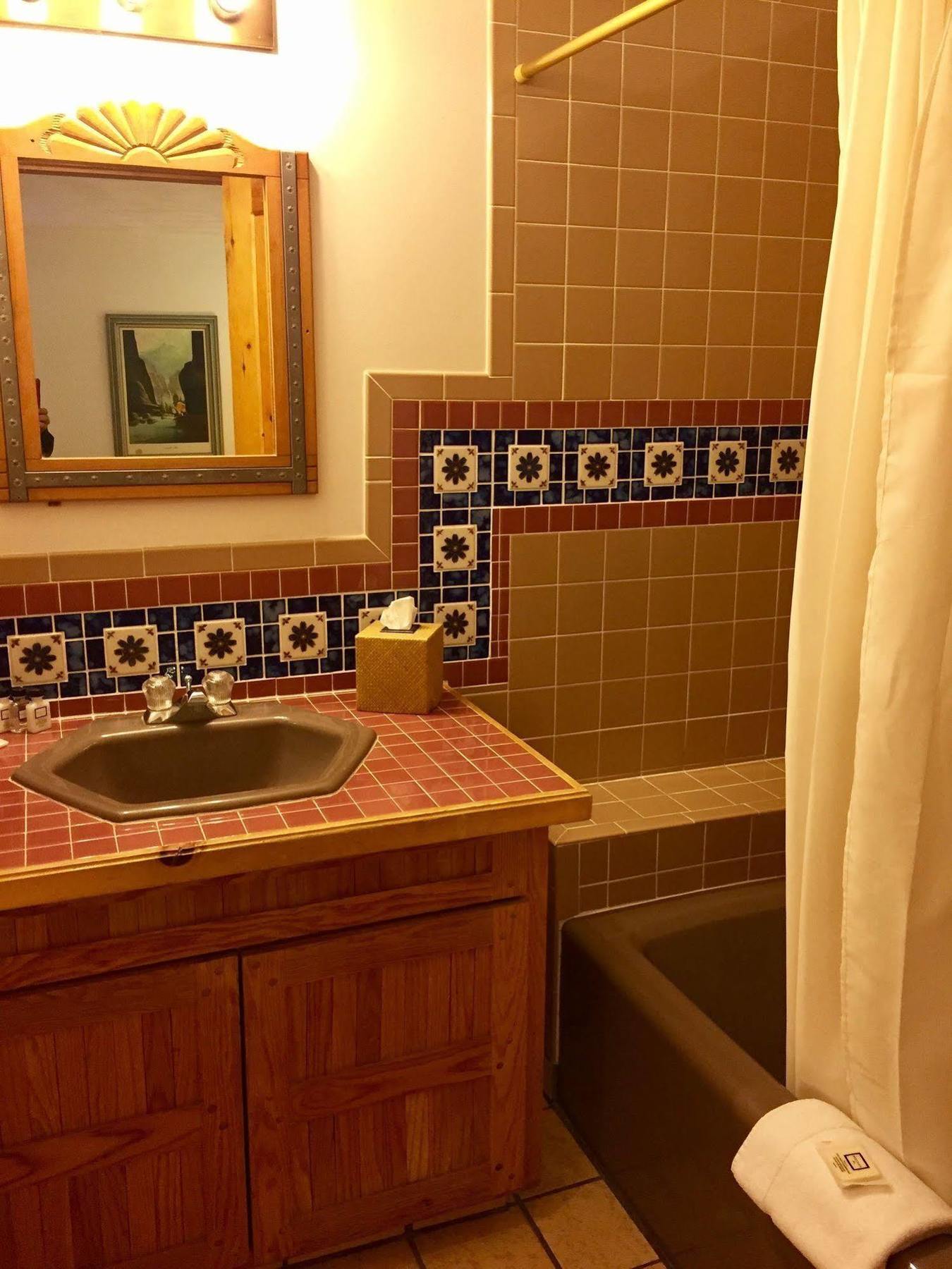 Guadalupe Inn 3*