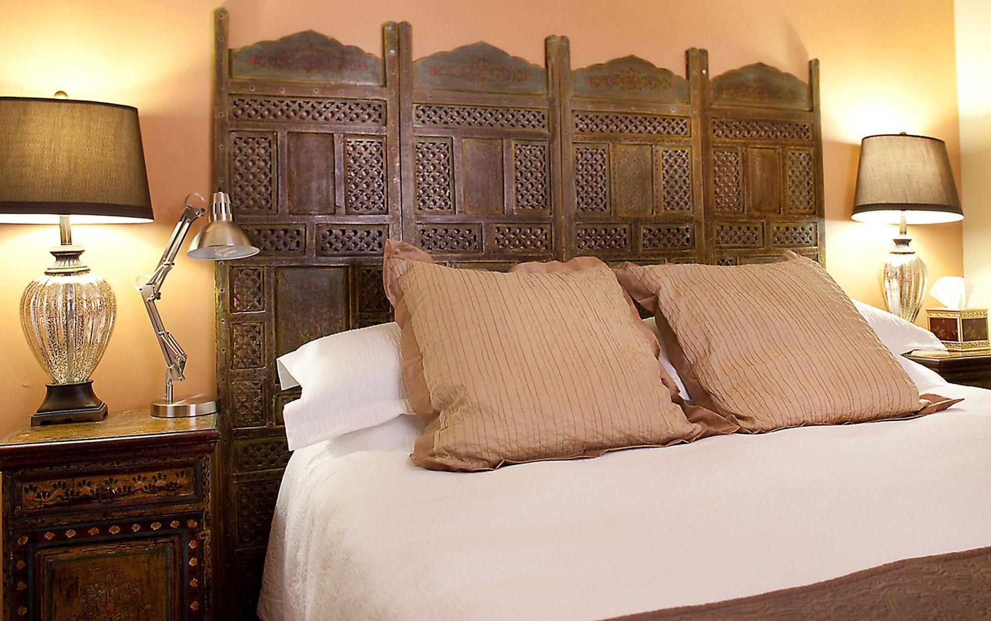 Inn Casa De Tres Lunas/house Of Three Moons 5*