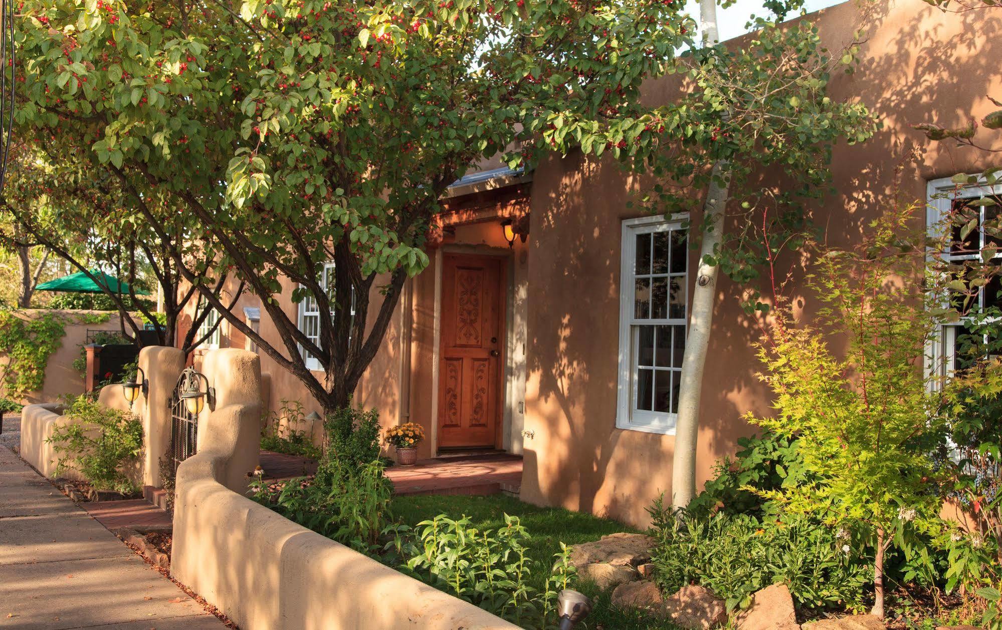 El Farolito Bed & Breakfast