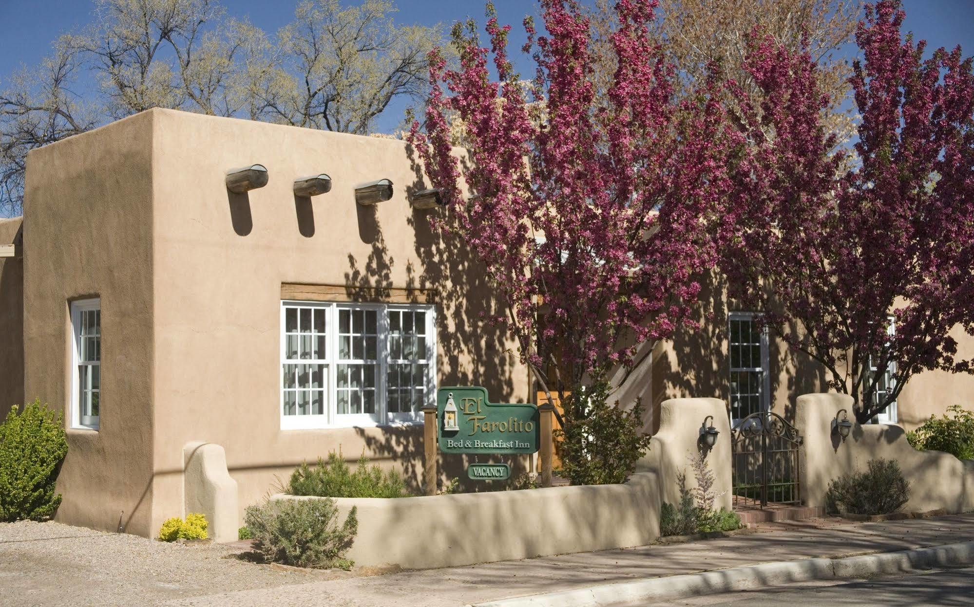 Bed & Breakfast El Farolito 3*