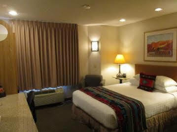 At Santa Fe, Surestay Collection By Western Hotel 3*